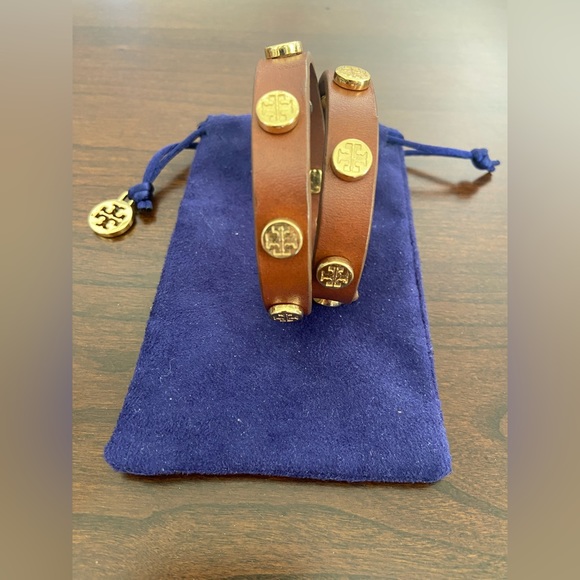 Tory Burch Brown Double Wrap Logo Stud Bracelet - Picture 2 of 3